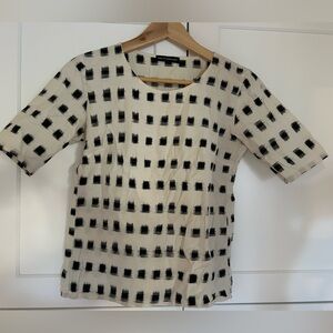 Gina Di Girolamo Chic Black and White Patterned Top